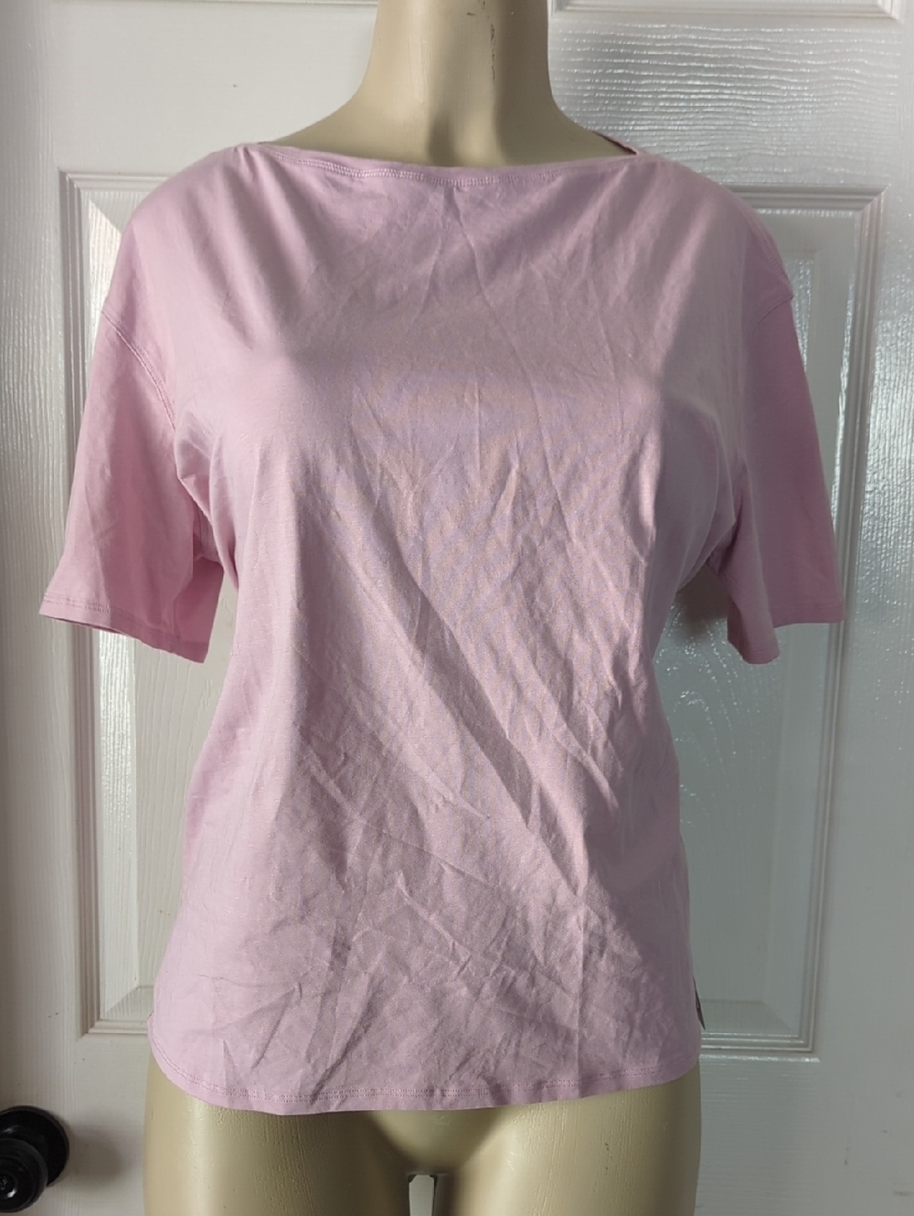 Women's Soft Light Pink Short Sleeve Tee ; 25 inch pit to pit: